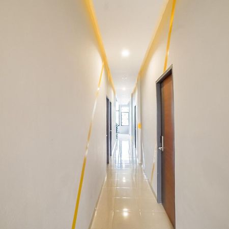 Capital O 90874 Millenium Inn 2 Μεντάν Εξωτερικό φωτογραφία
